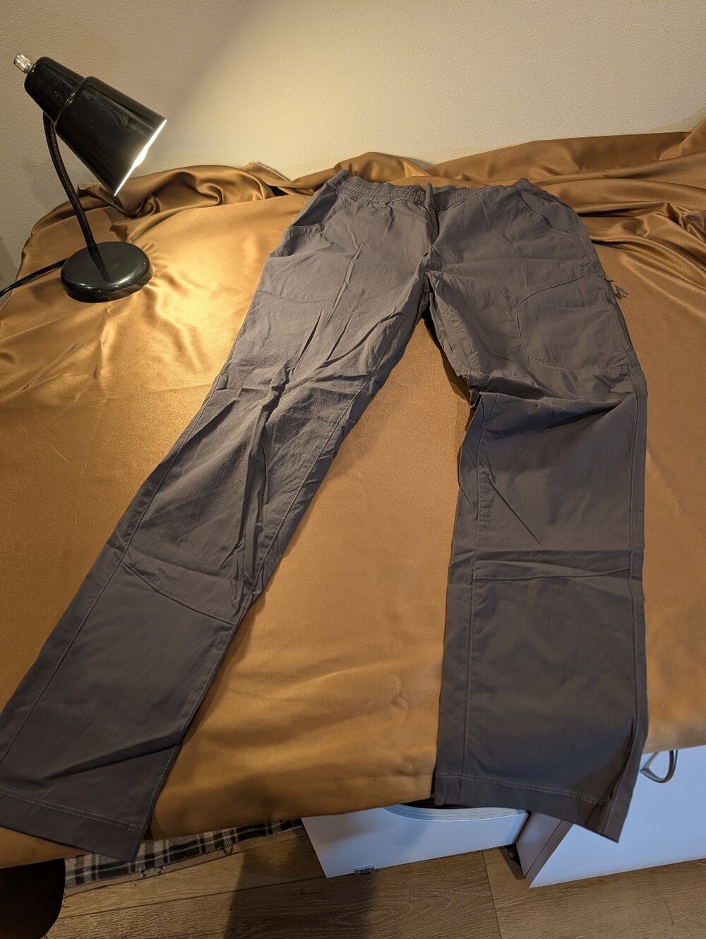 Alaskan Hardgear (Duluth) Women's Charcoal Gray Nylon/Spandex Outdoor Pants